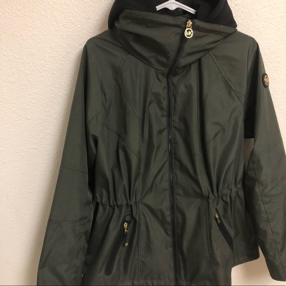 Michael Kors Jackets & Blazers - MAKE AN OFFER ‼️ Michael Kors Jacket 💕